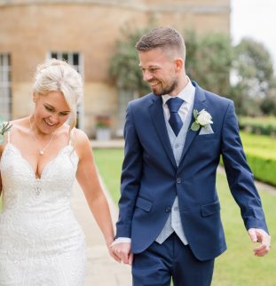 A REFRESHINGLY ROMANTIC WEDDING AT RUDDING PARK